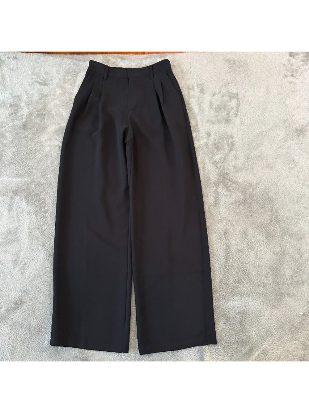 Gap Easy Trouser Pleated Wide Leg Slacks Pants Women's size 2